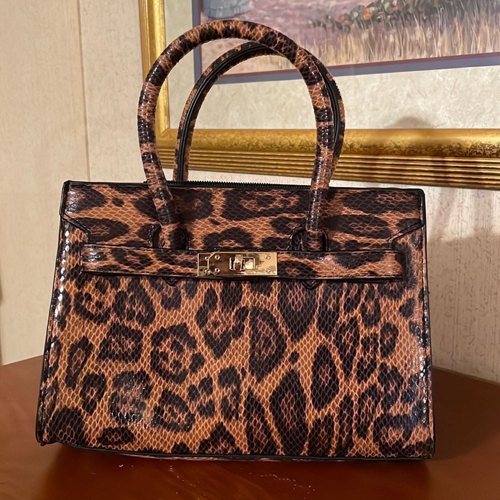 Leopard print Top Handle Bag